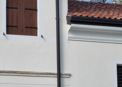 ristrutturazione con decorazioni in stile classico